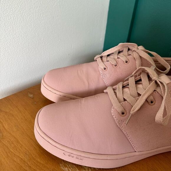 On The Roam x Jason Mamoa Soill Dirty Pink Wino Climbing Shoe - Picture 6 of 9